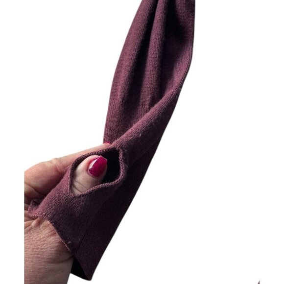 Lululemon Bring It Backbend Burgundy Open Back Sweater Cashmere Blend Sz 8 / 10 - Picture 9 of 10